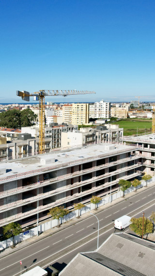 Concluída a estrutura de betão armado no empreendimento Elementum Residences